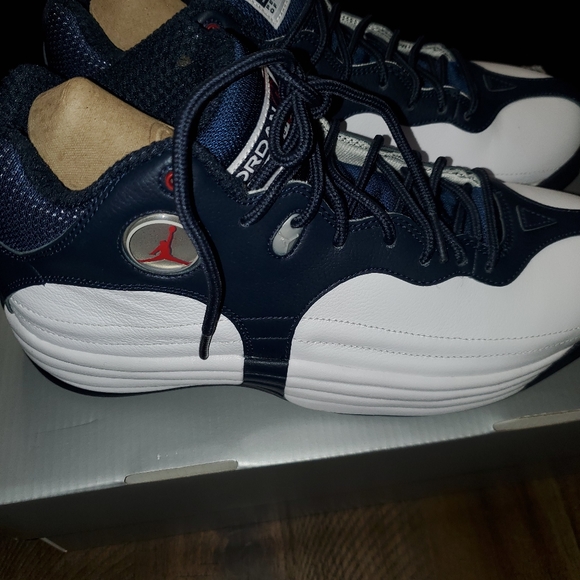 jordan team basketball shoes